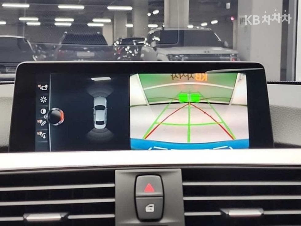 BMW Нов3 Серия330e 아이퍼포먼스 M 스포츠 - 16