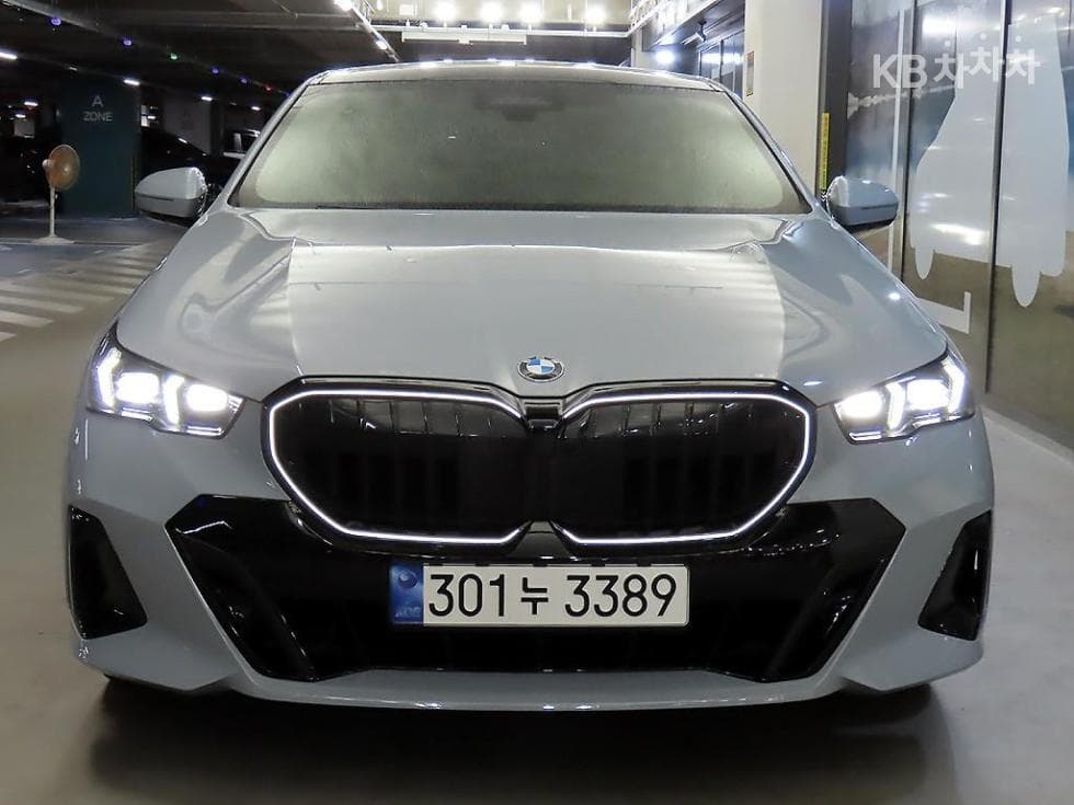 BMW Нов5 Серия(G60)520i SE - 2