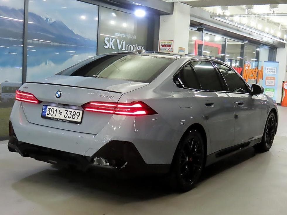 BMW Нов5 Серия(G60)520i SE - 4