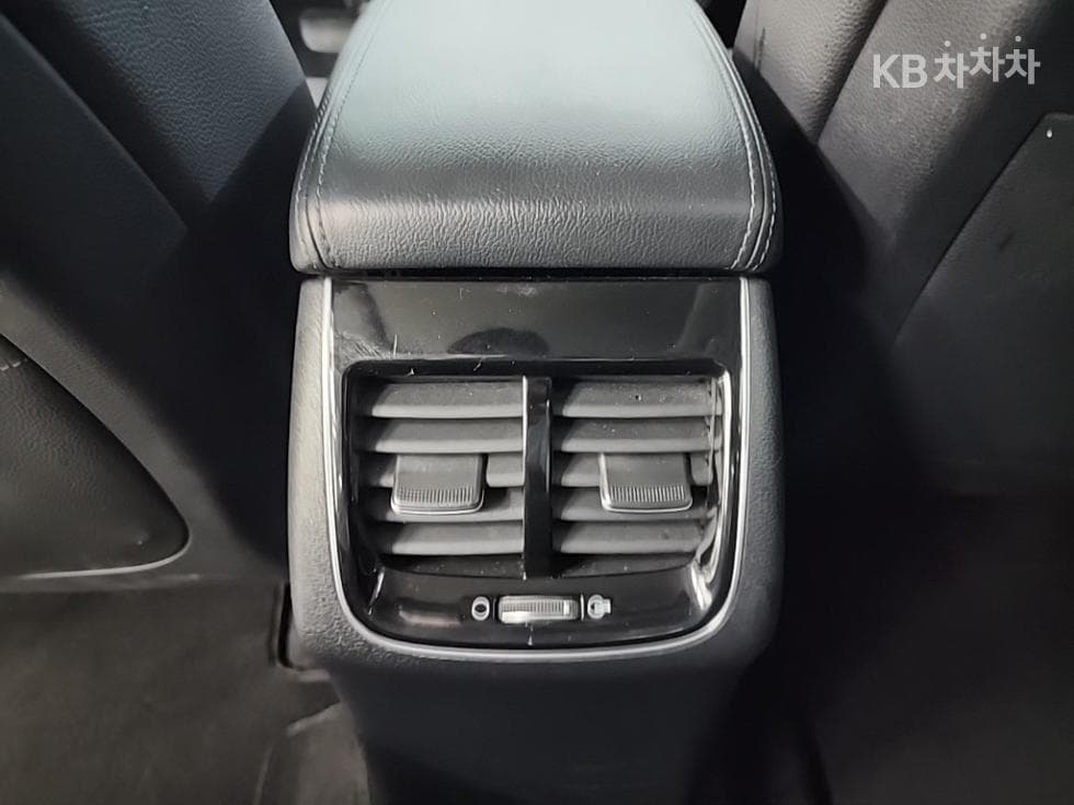 Kia All New K72.4 GDI Prestige - 13
