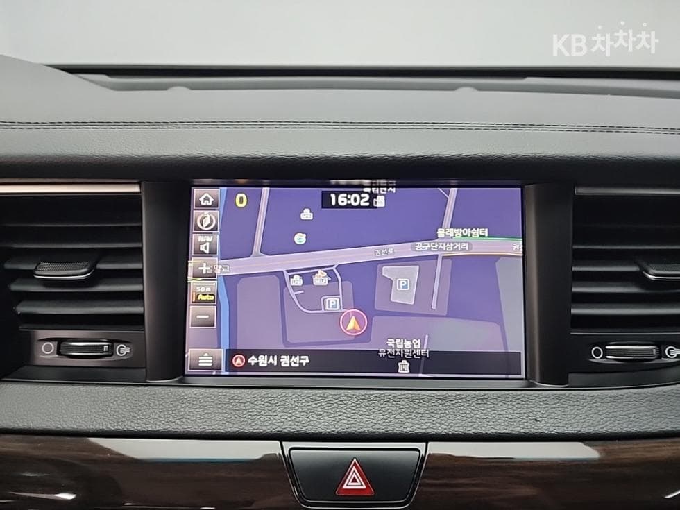 Kia All New K72.4 GDI Prestige - 16