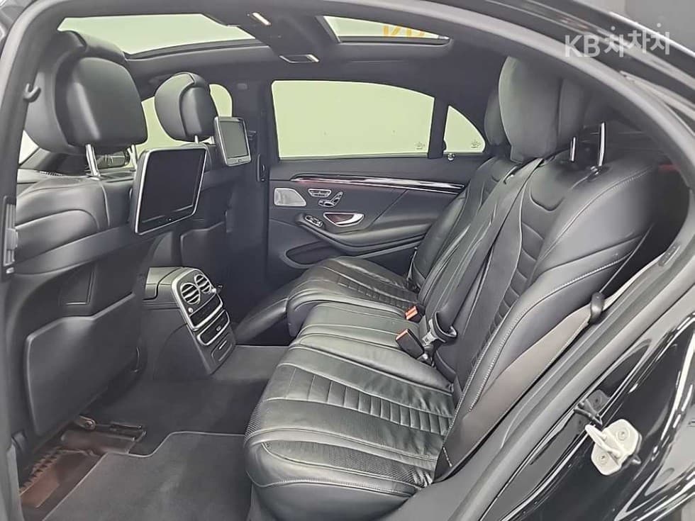 Mercedes-Benz New S-ClassS500L W222 - 12
