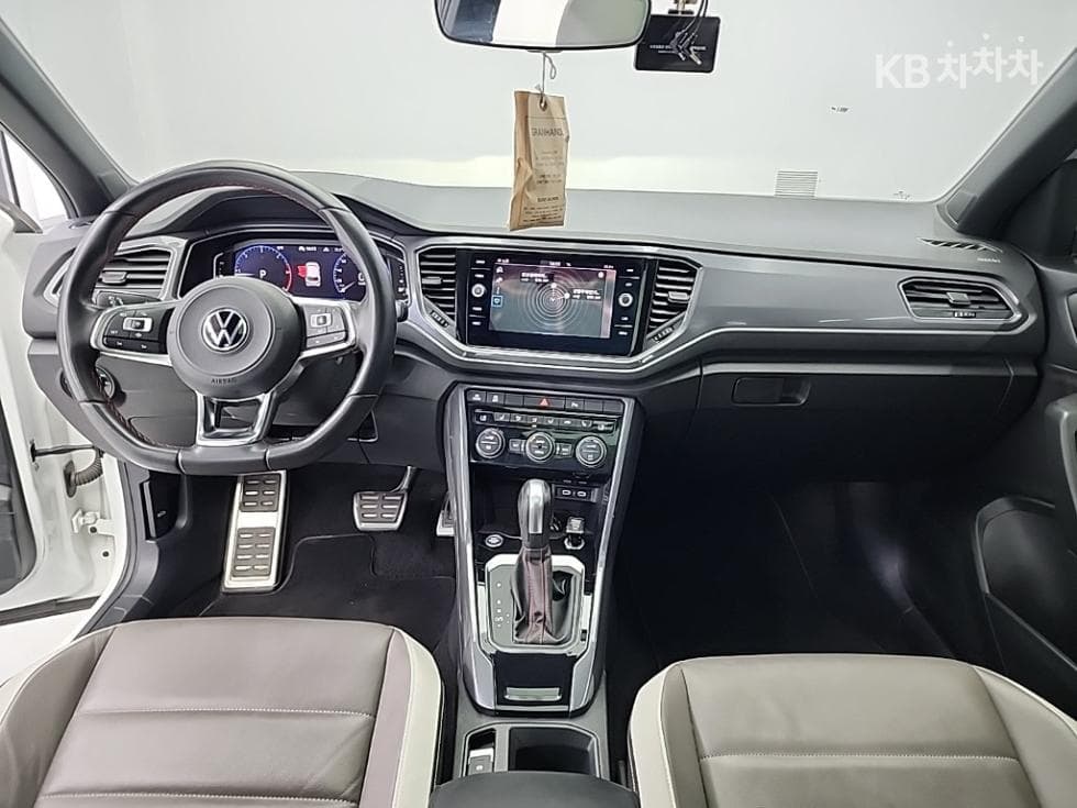 Volkswagen T-Roc2.0 Turbo Diesel Injection Premium - 7