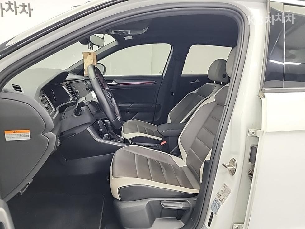 Volkswagen T-Roc2.0 Turbo Diesel Injection Premium - 11