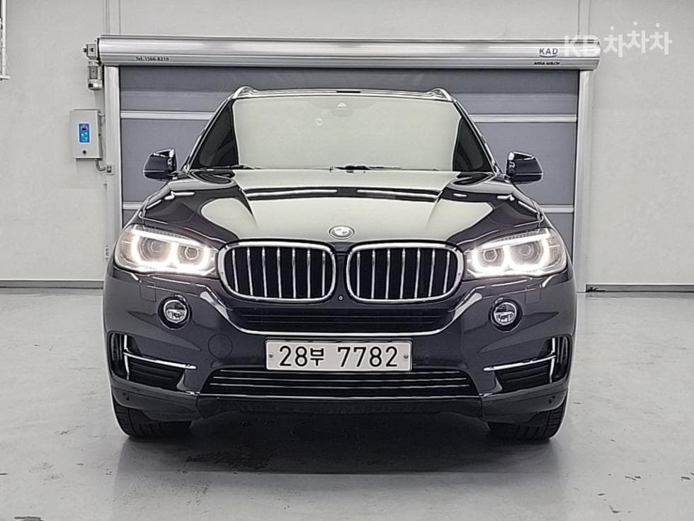 BMW X5 (F15)xDrive 30d Стандартен - 2