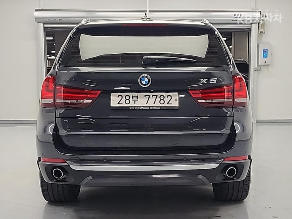 BMW X5 (F15)xDrive 30d Стандартен - 3