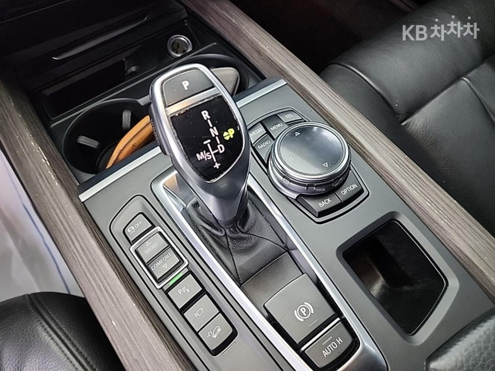 BMW X5 (F15)xDrive 30d Стандартен - 8