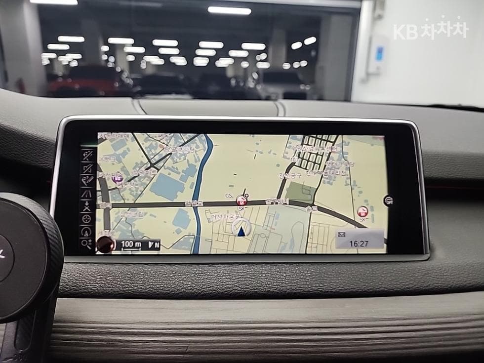 BMW X5 (F15)xDrive 30d Стандартен - 15