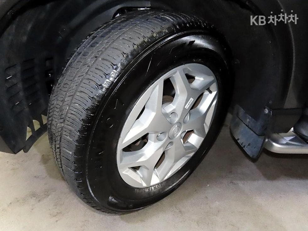 КейДжи Мобилити The New (фейслифт) Rexton 스포츠2.2 4x4 Престиж - 20