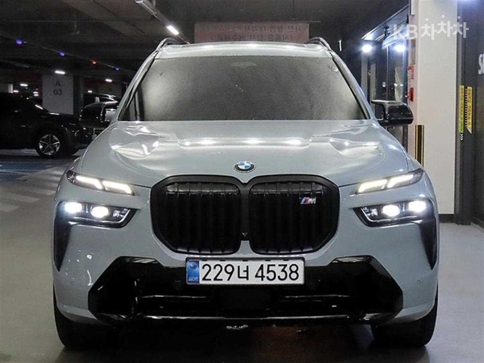 BMW X7(G07)M60i xDrive M Sport Pro - 2