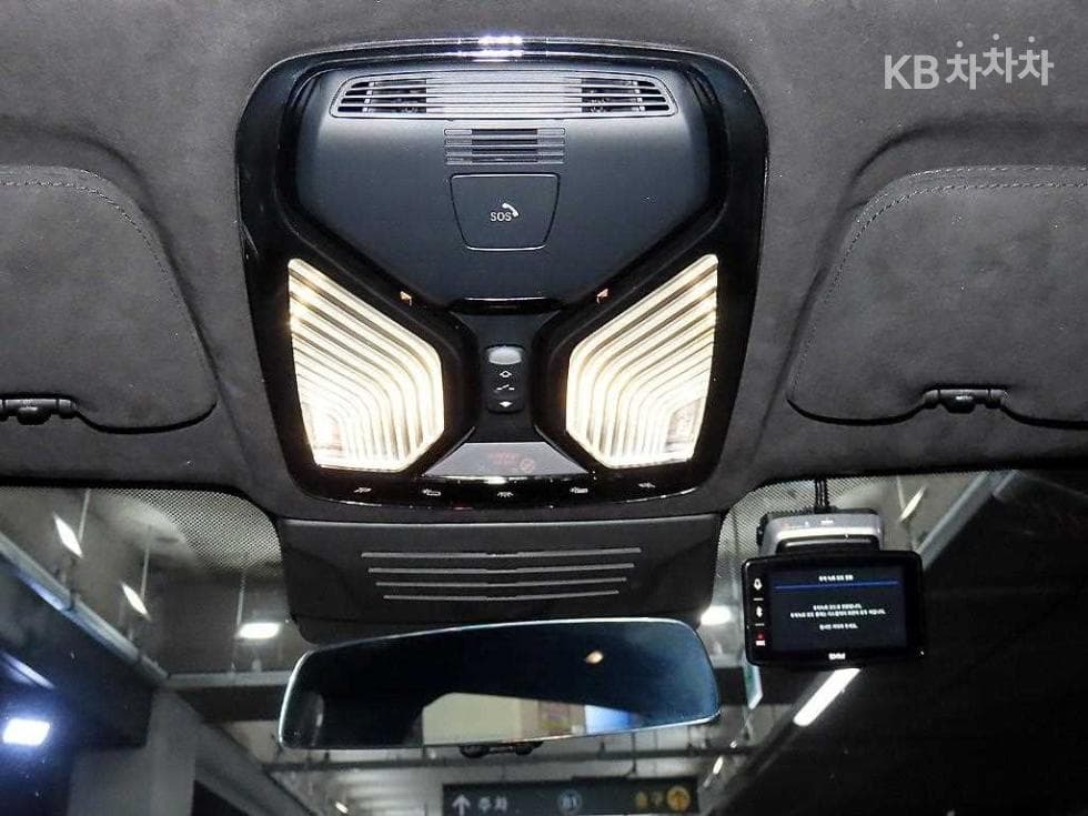 BMW X7(G07)M60i xDrive M Sport Pro - 13
