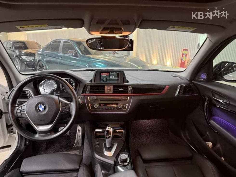 BMW Нов1시리즈118d 스포츠 Специал (специален признак/издание) - 6