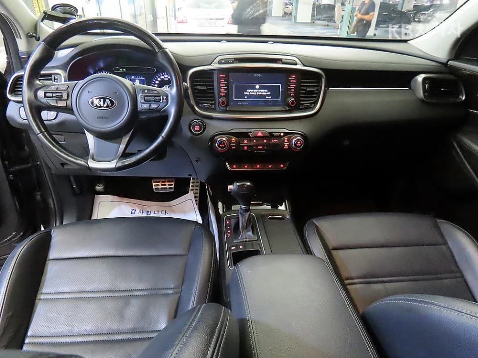 Киа All NewSorentoДизел 2.0 2WD Престиж - 10