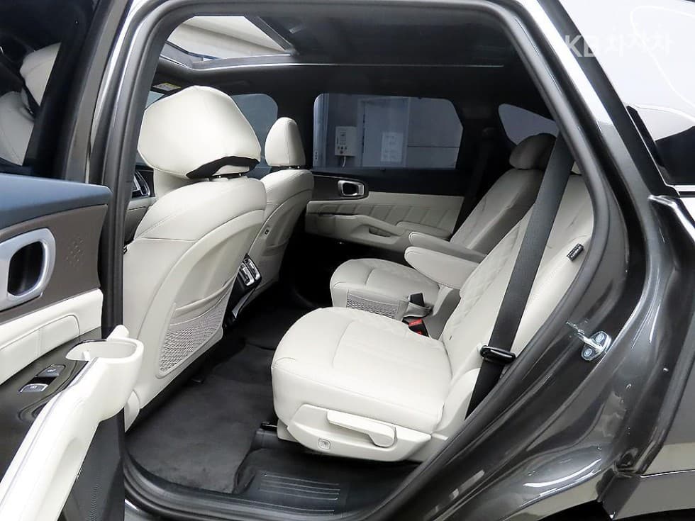 Киа The New (фейслифт) Sorento Хибрид MQ41.6T HEV 2WD X-Line - 18
