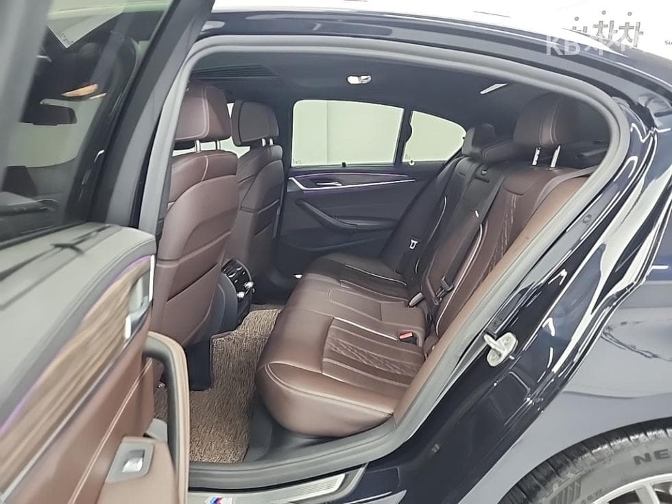 BMW 올Нов5 Серия (G30)520d M Sport Plus - 12