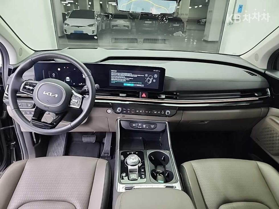 Kia The New (facelift) Carnival Hybrid 4th generation1.6 HEV 9-seater Signature - 7