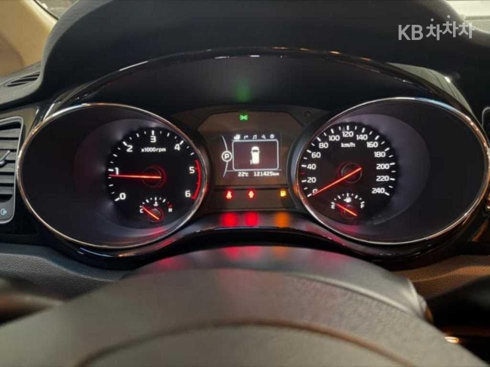 Киа All New Канивал9-местен 2.2 Дизел Noblesse - 9