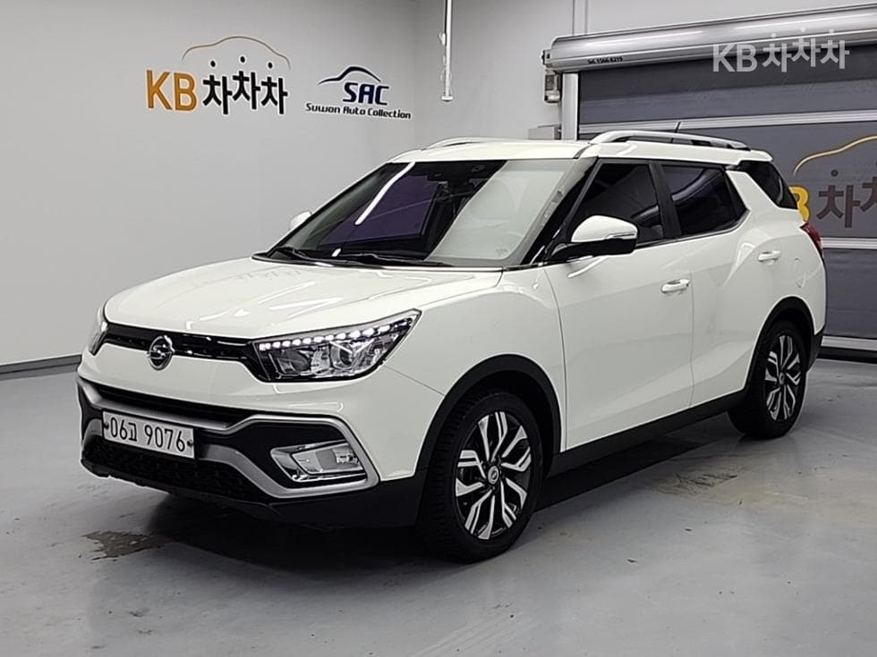 КейДжи Мобилити Тиволи Air Бензин 2WD IX - Image 1