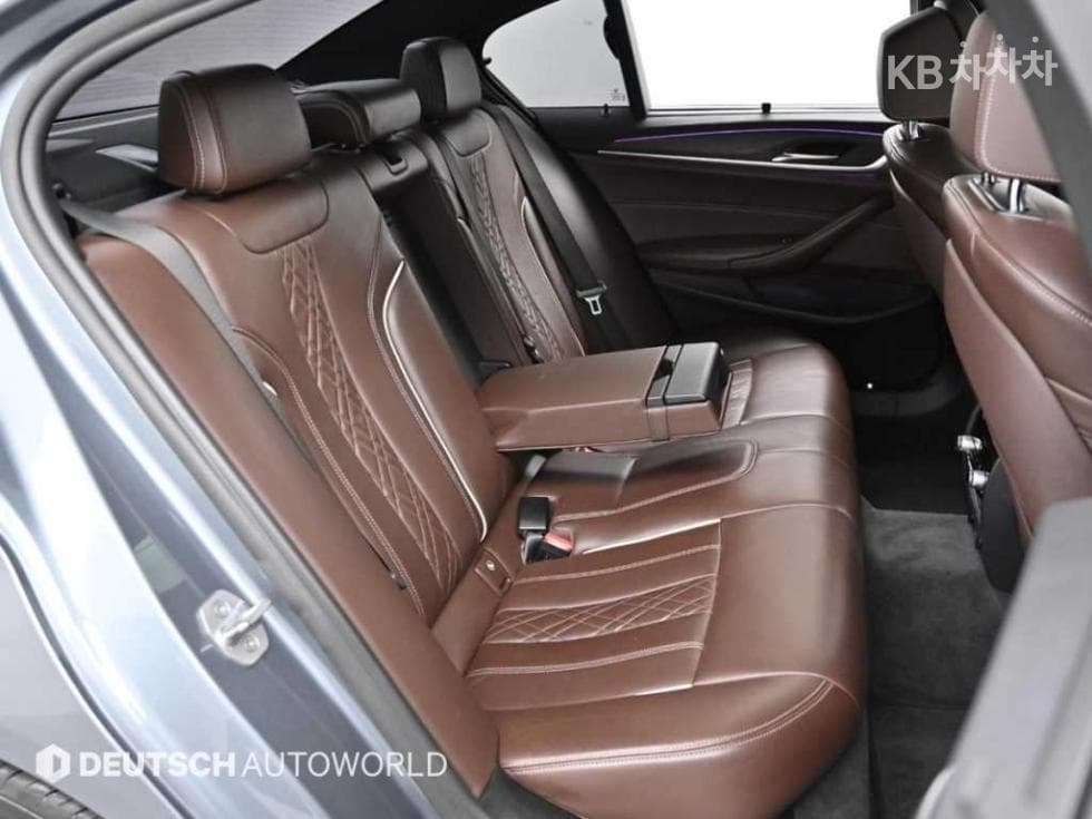 BMW 올Нов5 Серия (G30)520d M Sport Plus - 12