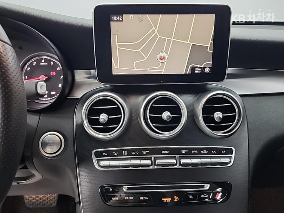 Mercedes-Benz GLC(X253)300 4Matic Standard - 10