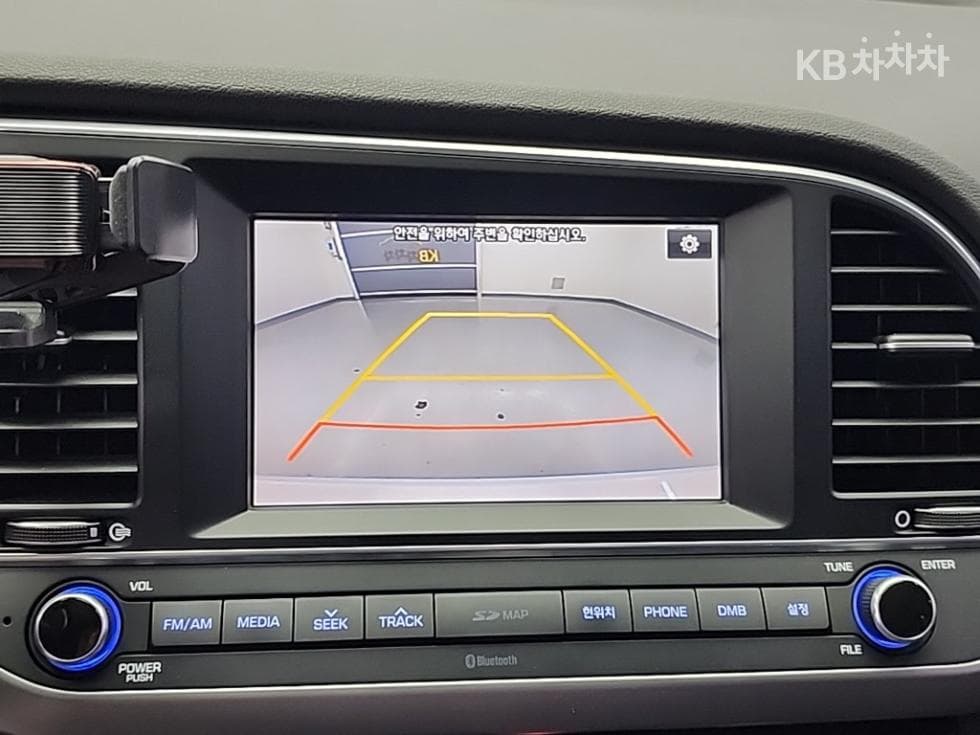 Hyundai Avante (Elantra)AD1.6 GDi Smart Special (special feature/edition) - 15