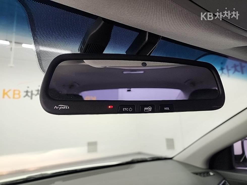 Hyundai Avante (Elantra)AD1.6 GDi Smart Special (special feature/edition) - 16