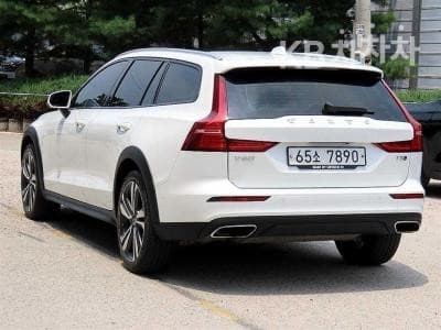 Volvo V60 CC(Второ поколение)T5 AWD Pro - 3