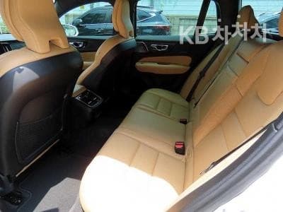Volvo V60 CC(Второ поколение)T5 AWD Pro - 6