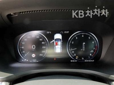 Volvo V60 CC(Второ поколение)T5 AWD Pro - 9