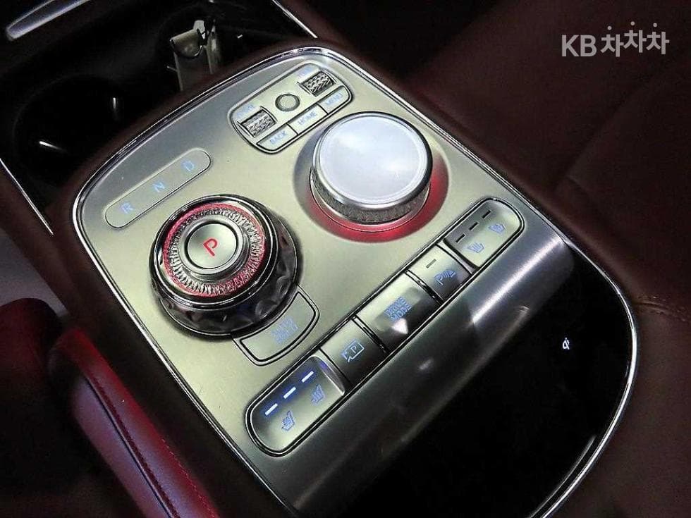 Дженезис G90(RS4)3.5T Стандартен - 12