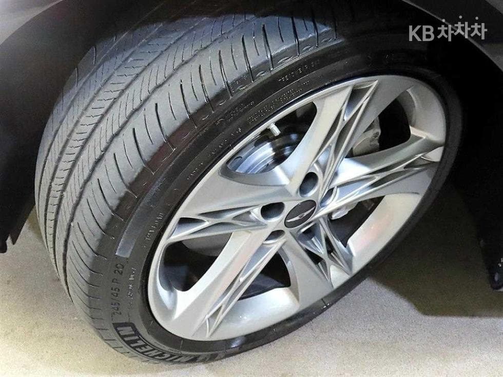 Дженезис G90(RS4)3.5T Стандартен - 20