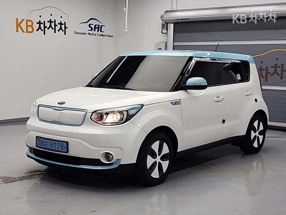 Киа Soul EV EV - Image 1
