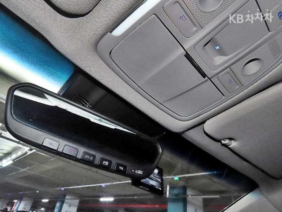 Дженезис G803.3 GDI AWD Премиум Люкс - 16