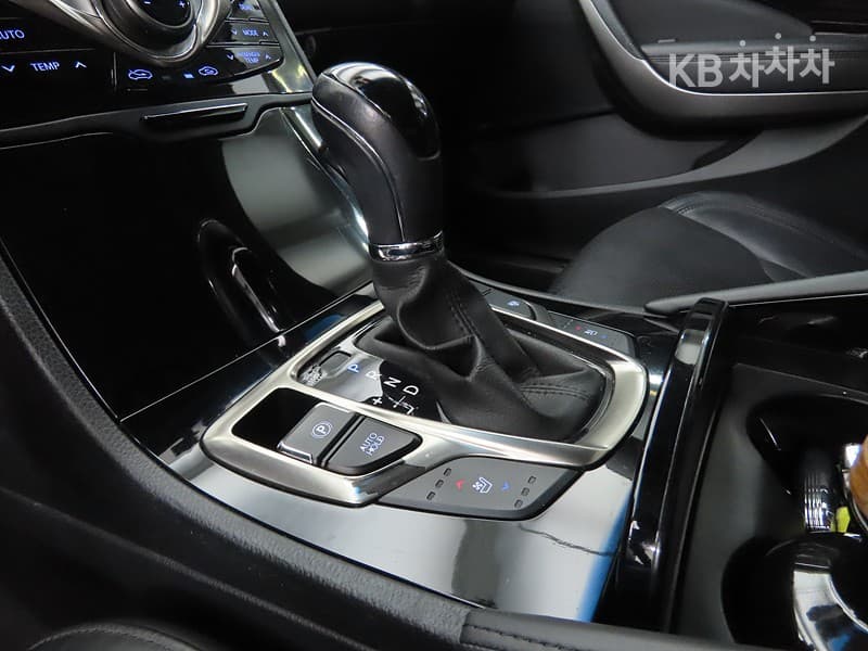 Hyundai Grandeur (Azera)HGHG300 노블 - 11