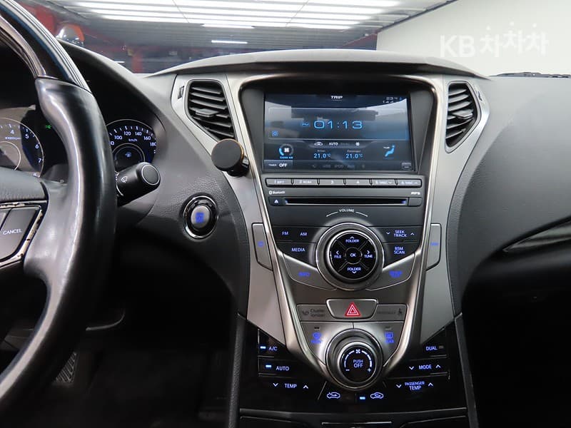 Hyundai Grandeur (Azera)HGHG300 노블 - 12
