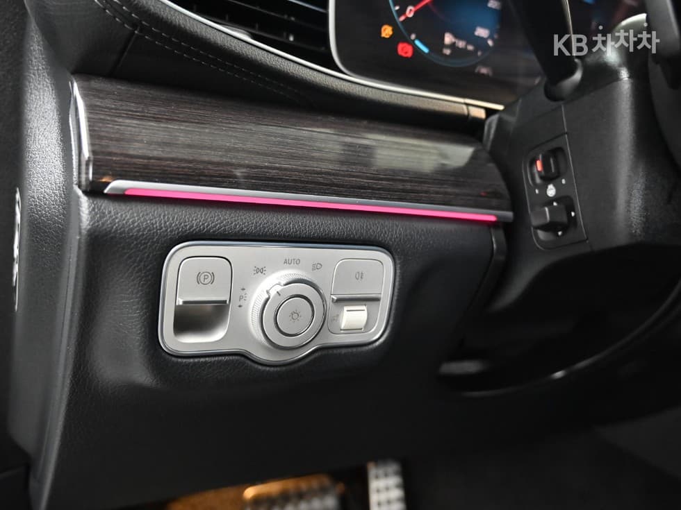 Mercedes-Benz GLE (V167)400 d 4Matic Coupe - 24
