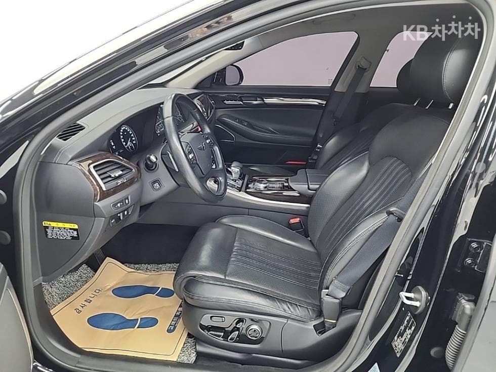 Genesis EQ9003.8 GDI AWD Luxury - 11