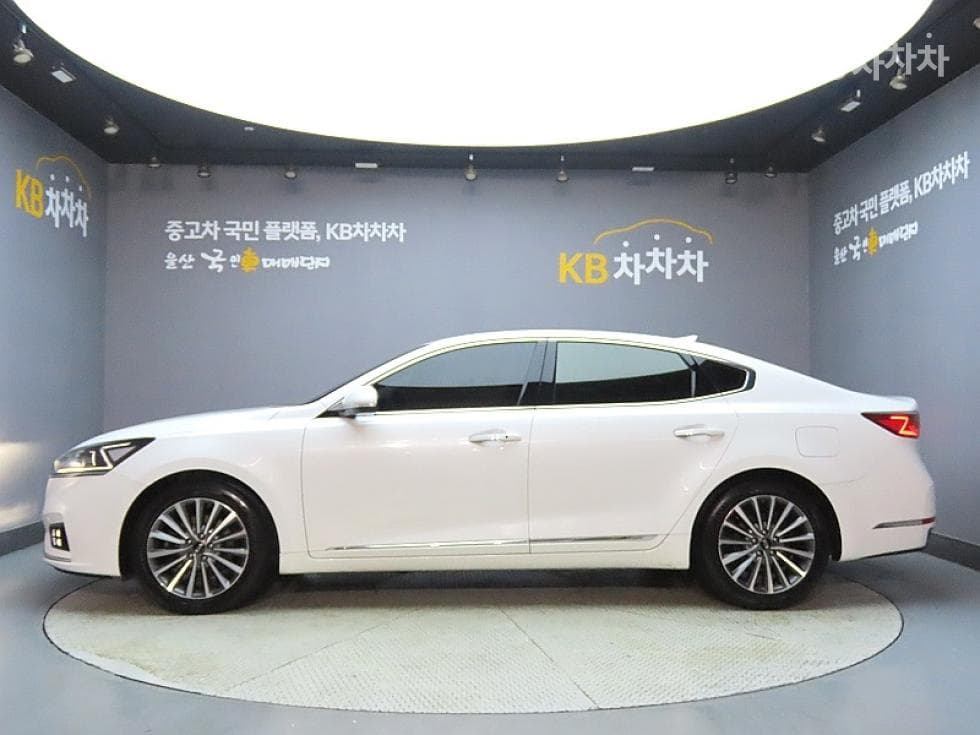 Kia All New K72.4 GDI Prestige - 5