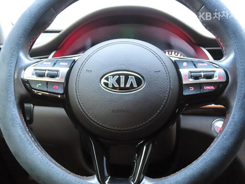 Kia All New K72.4 GDI Prestige - 17