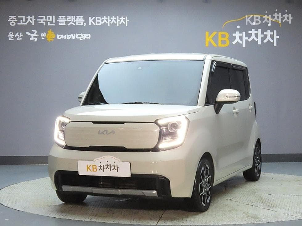 Kia The New (facelift) Kia Ray (van) 1.0 Gasoline Signature - Image 1