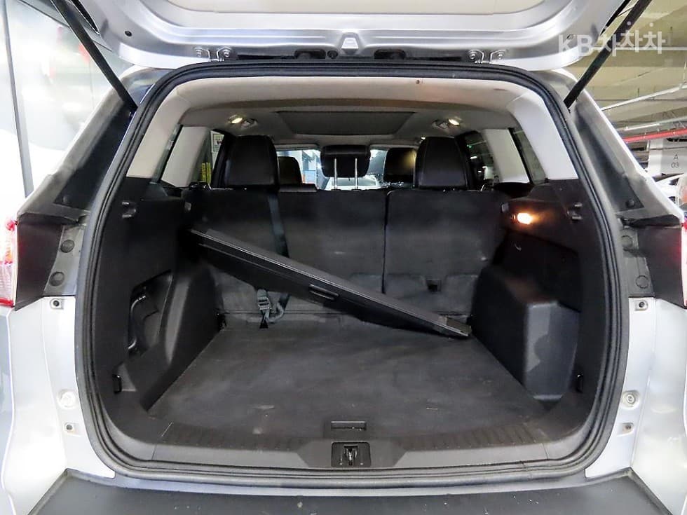 Форд Нов이스케이프1.6 SE 2WD - 17