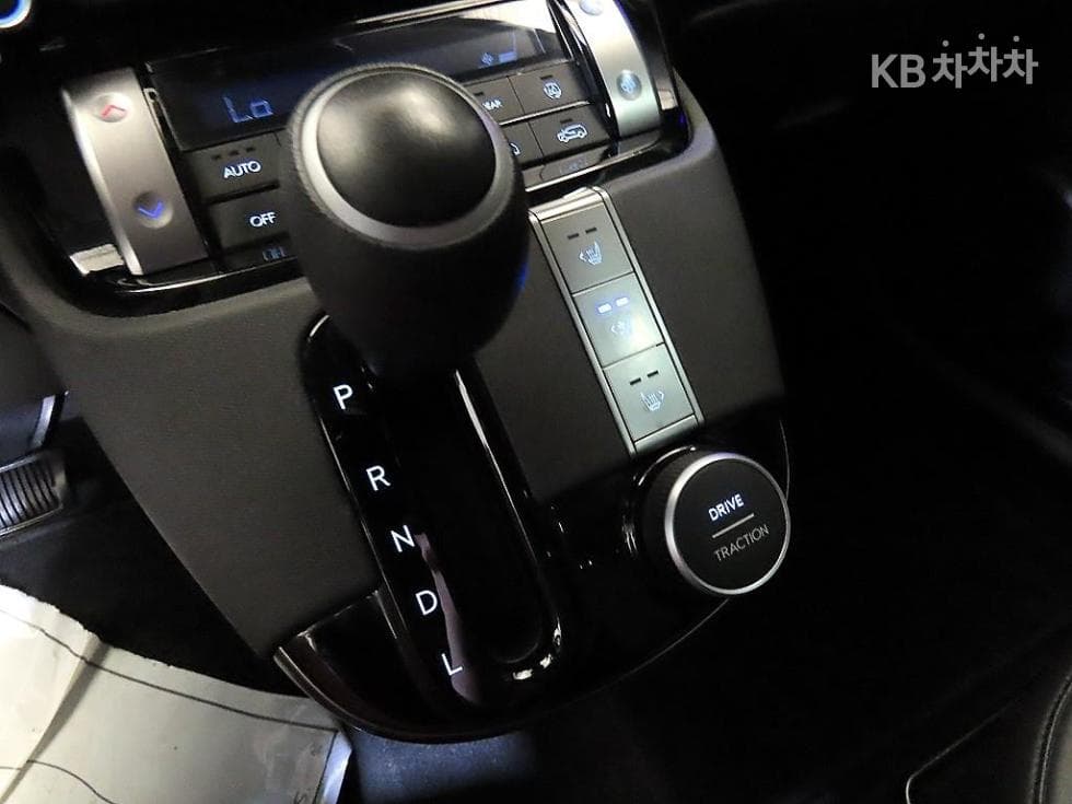 Хюндай Каспър1.0 Турбо Бензин 디 에센셜 - 12