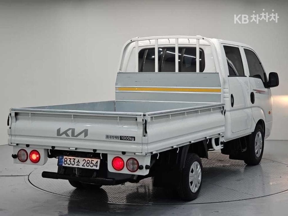 Киа The New (фейслифт) Бонго 3 (лек)LPG 1 тон Двойна Кабина Удължено междуосие 2WD L - 4