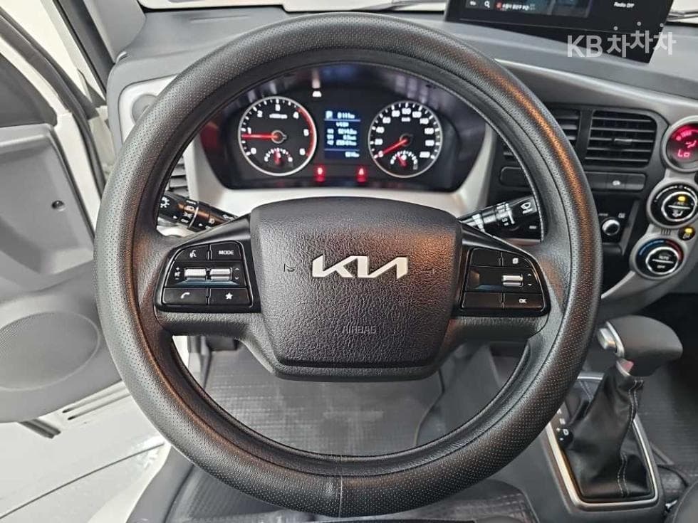 Киа The New (фейслифт) Бонго 3 (лек)LPG 1 тон Двойна Кабина Удължено междуосие 2WD L - 9