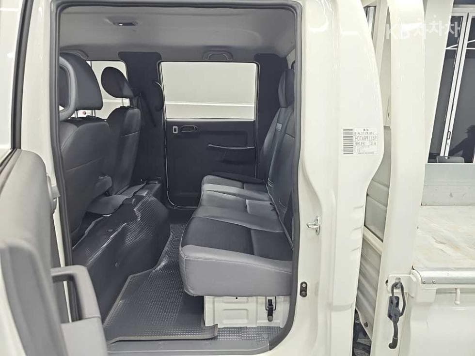 Киа The New (фейслифт) Бонго 3 (лек)LPG 1 тон Двойна Кабина Удължено междуосие 2WD L - 12