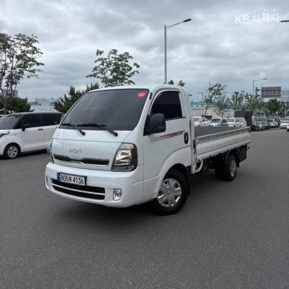 Kia The New (facelift) Bongo 3 (light truck) 1 Ton 표준캡 Extra Long 2WD GL - Image 1