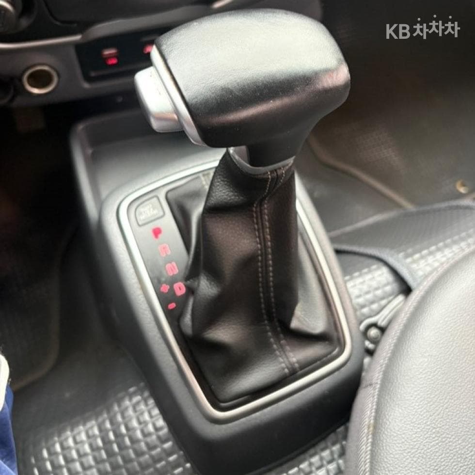 Kia The New (facelift) Bongo 3 (light truck)1 Ton 표준캡 Extra Long 2WD GL - 13