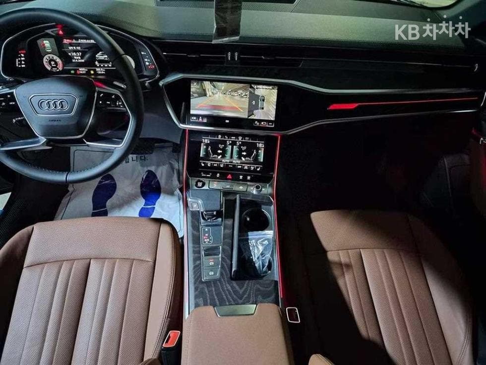 Ауди A6(C8)45 TFSI Quattro Premium - 10