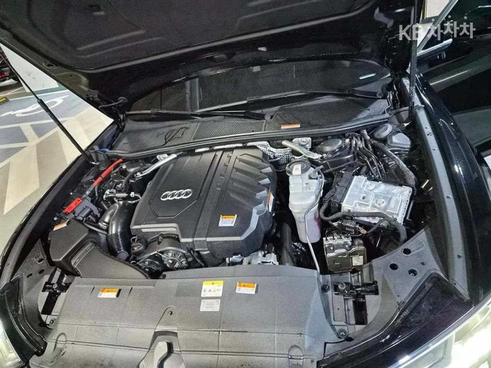 Ауди A6(C8)45 TFSI Quattro Premium - 19