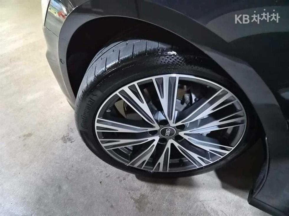 Ауди A6(C8)45 TFSI Quattro Premium - 20
